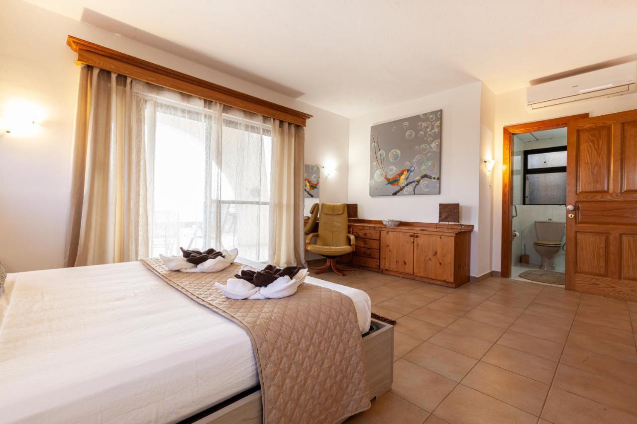 D View 4 You Mellieħa Habitación foto