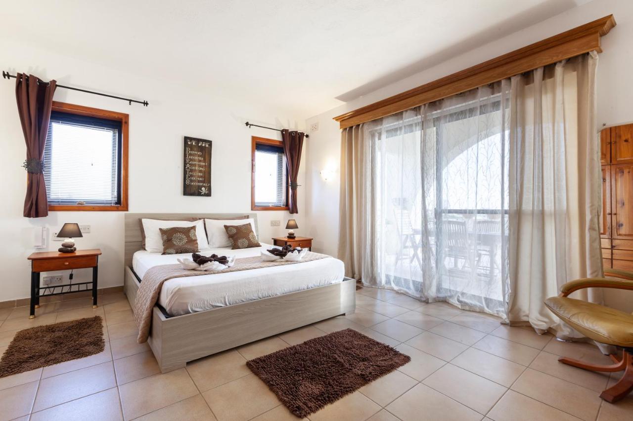 D View 4 You Mellieħa Exterior foto